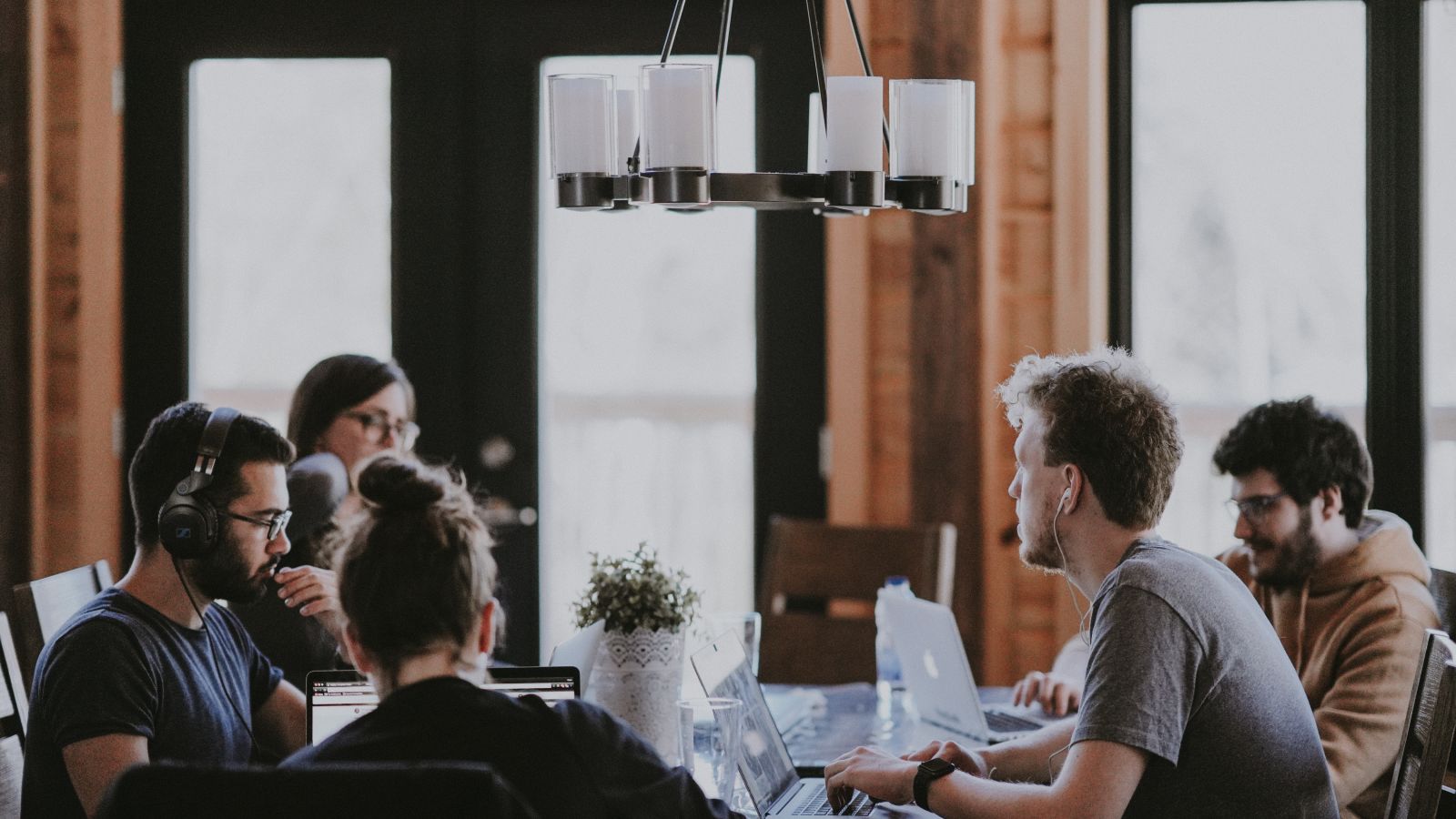 People discuss in a meeting lounge