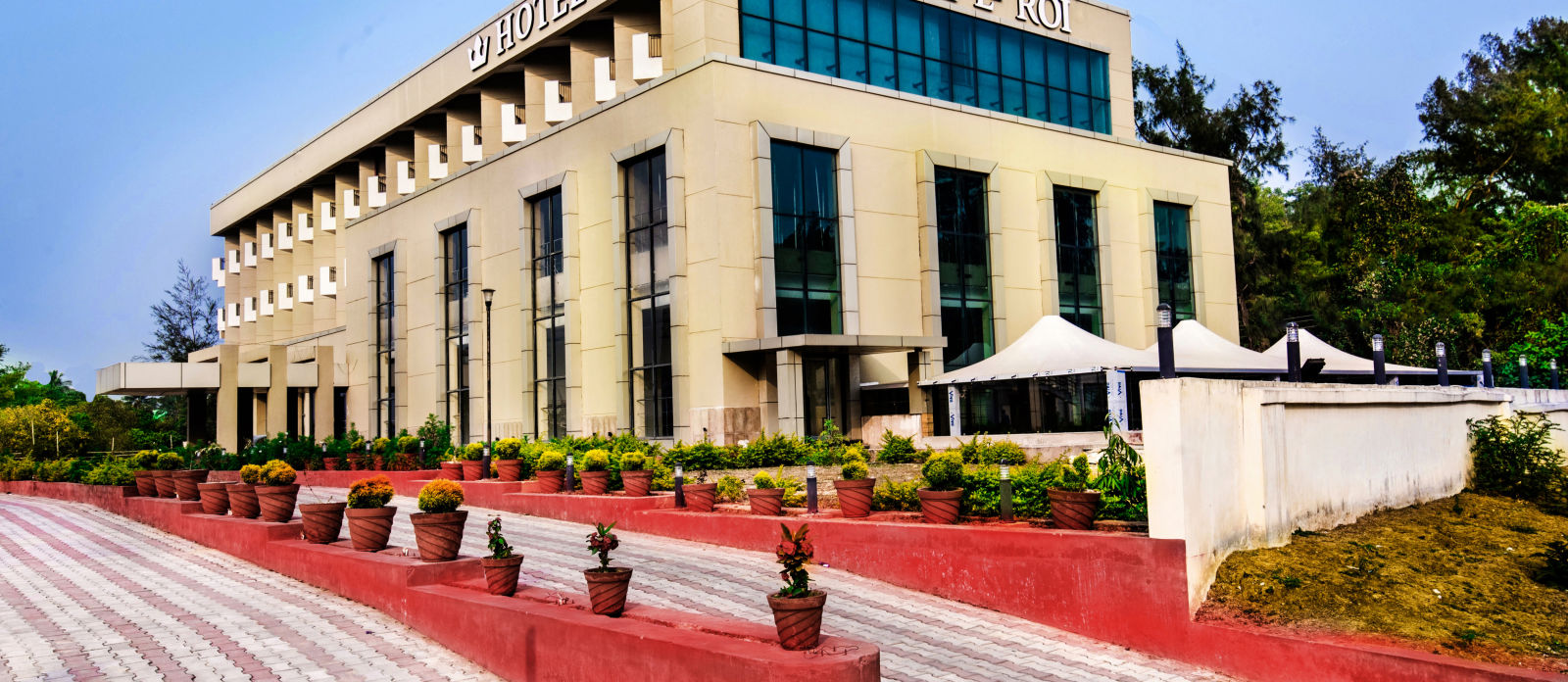 facade and exterior view of Le ROI Digha Hotel West Bengal shot from differnt angles during the day6