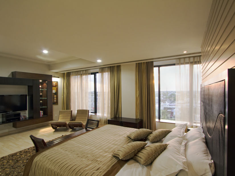 Lucknow Suites, The Piccadily Hotel, Rooms near Lucknow Airport 5