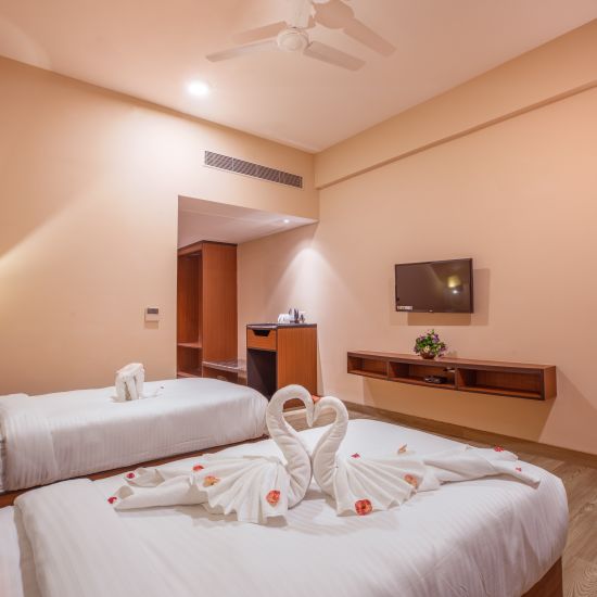 Superior Rooms, Best hotel in Mathura 2