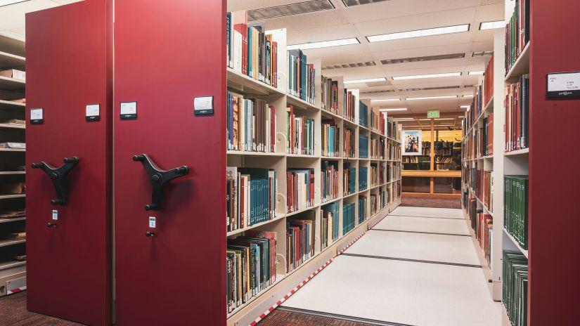 Image of a library with lots of books