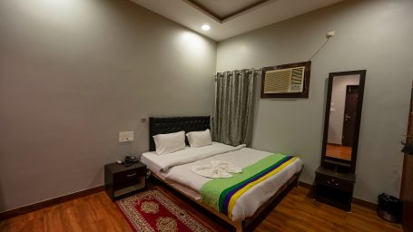 Mittal Garden rooms are the best places to stay in siliguri 6