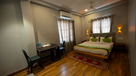 Rooms at Mittal Garden offer a relaxing stay in Siliguri