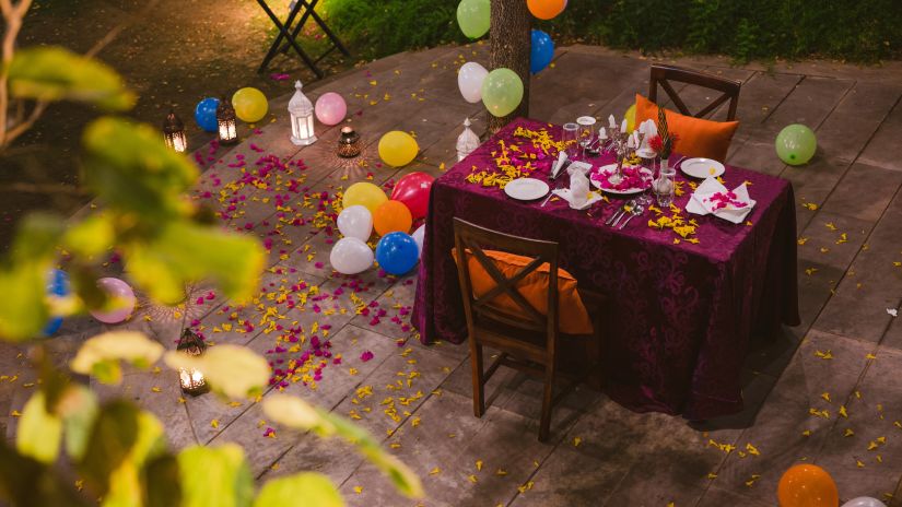 Enchanting Dinner Under the Tree with Live Music