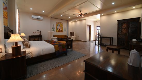 alt-text The interiors of the boutique villa - Karwaan Jaisalmer