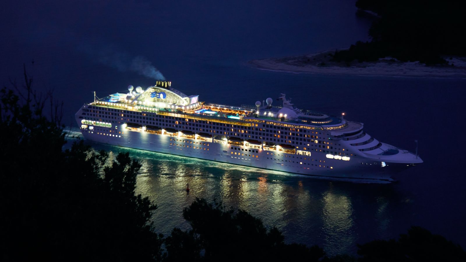 A party in a cruise ship out on the sea