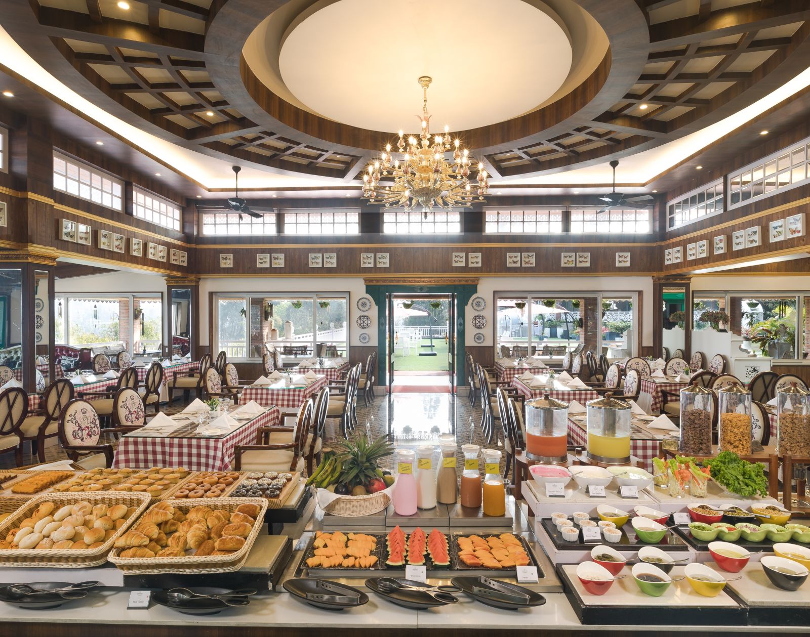 the buffet spread at Tiffany - Mayfair Himalayan Spa Resort Kalimpong