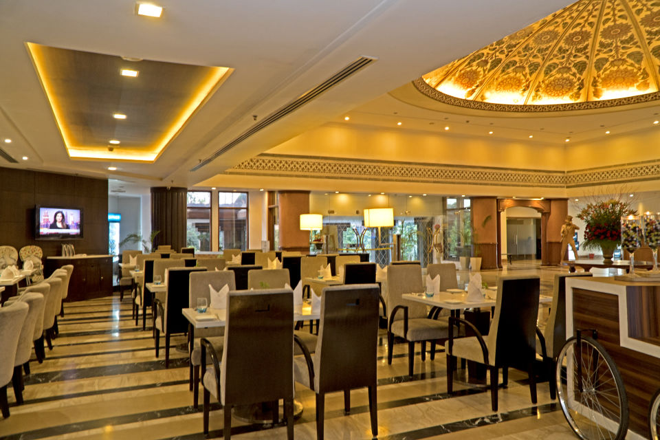 Panorama Restaurant In Ludhiana Park Plaza Ludhiana