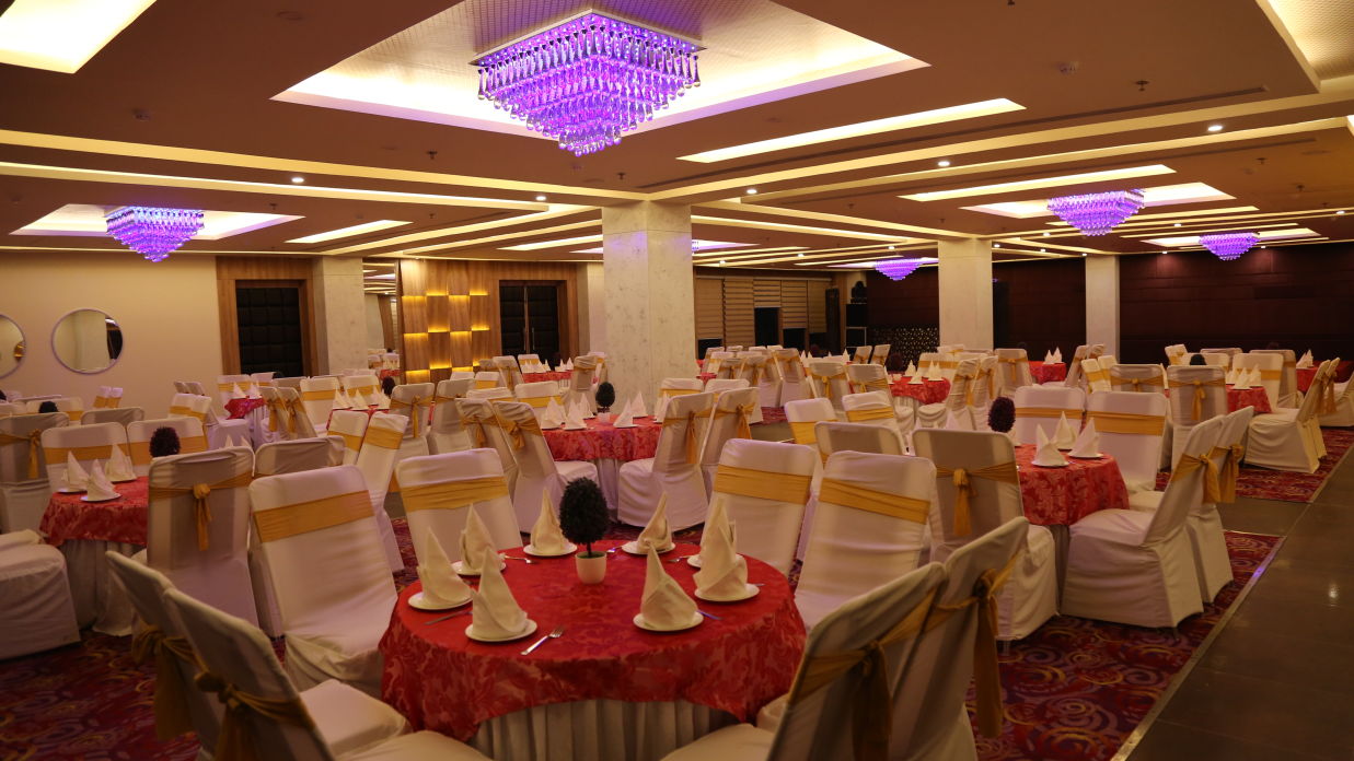 Banquet Hall Hotel in Panchkula Clarks Inn 9