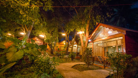 a row of cottages at our resort in Havelock 7