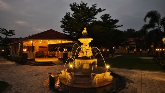 Outdoor area of Vikrama Sarovar Portico, Pavagadh at night