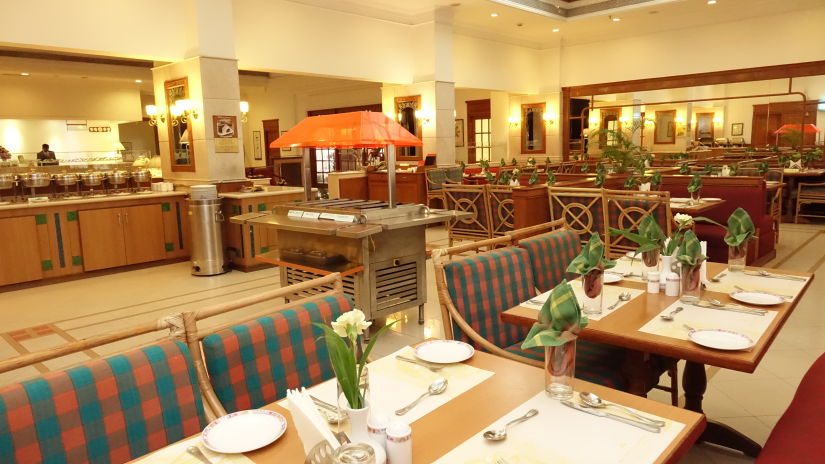 Multicuisine restaurant in Cochin, Best Restaurants in Cochin, Abad Atrium, Cochin-9