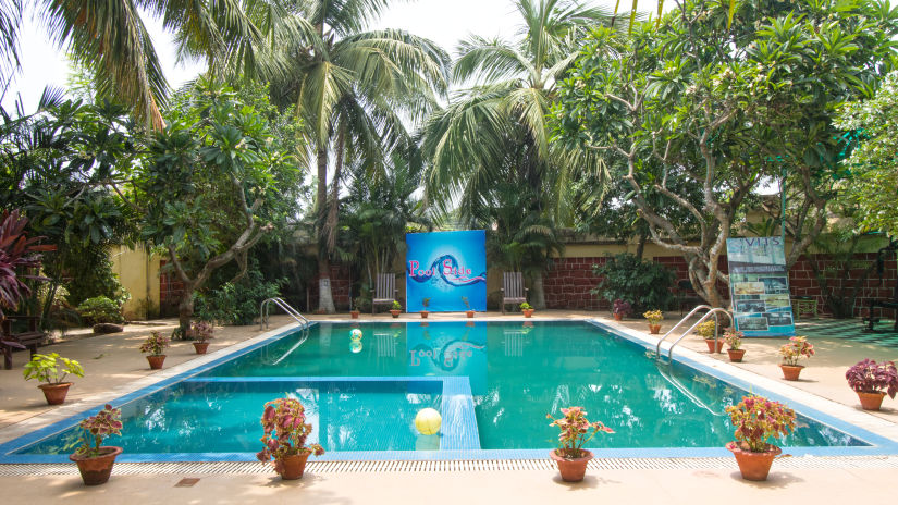 Swimming Pool at Mahodadhi Palace - A Beach View Heritage Hotel in Puri dasf45