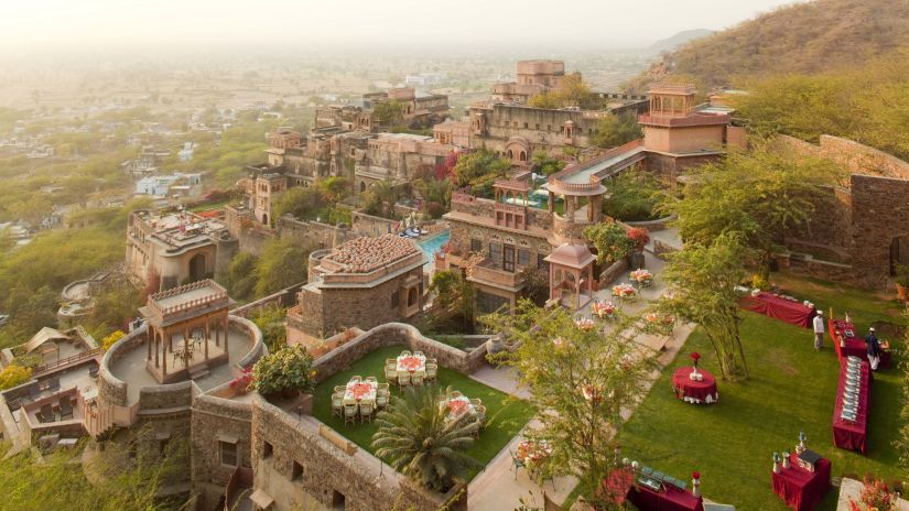 Neemrana Fort Palace Neemrana Facade Neemrana Fort Palace Neemrana Rajasthan 3