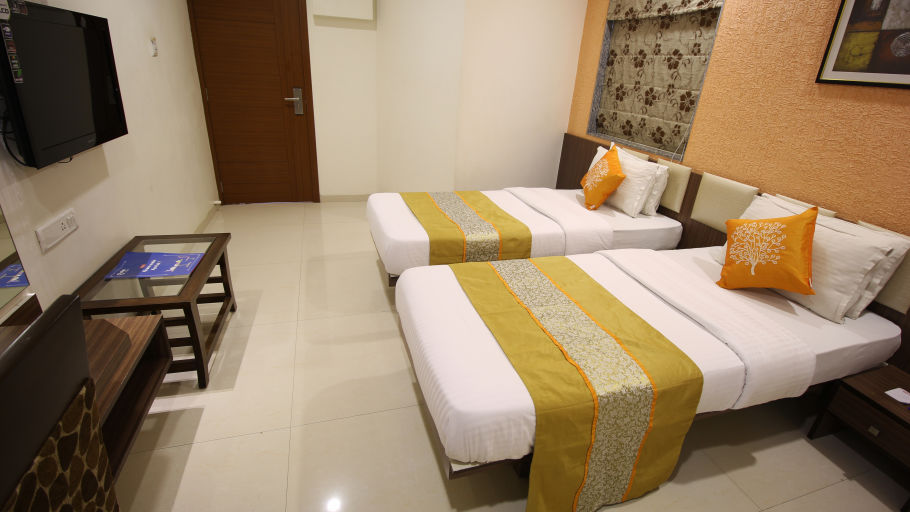 Superior Room Hotel Jyoti - Rajkot Gujrat 18
