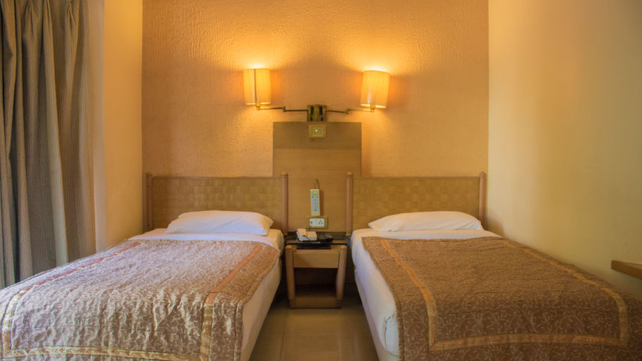 Hotel Orchard, Pune Pune Deluxe Rooms 3