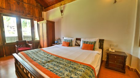 a double bed in one of our rooms in Port Blair