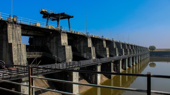 Serai Kabini - side view of a dam