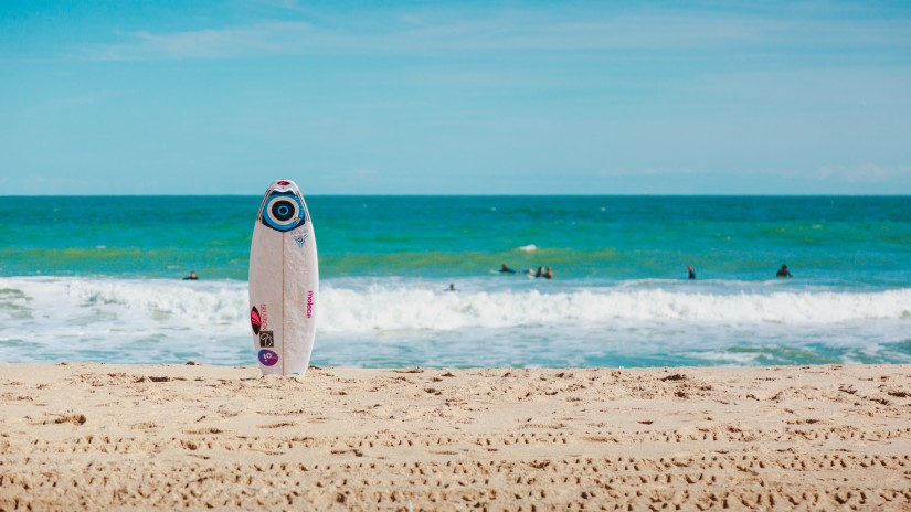 surfing board