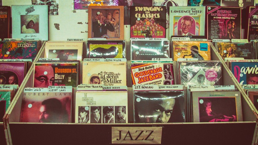 many Music CDs in the genre Jazz kept for sale at Ritchi Street