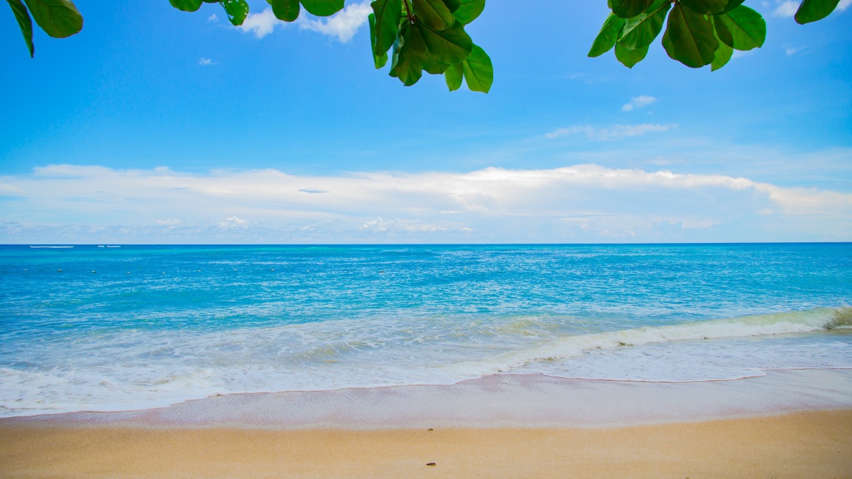 beach-calm-clouds-459522