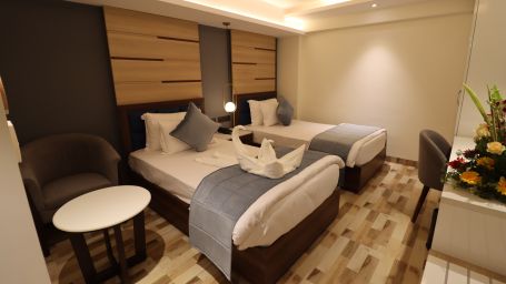 Superior room with twin beds