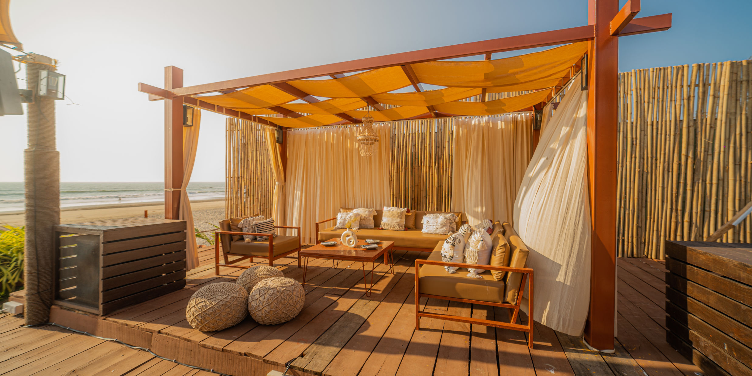 Openair sofa set by the beach 