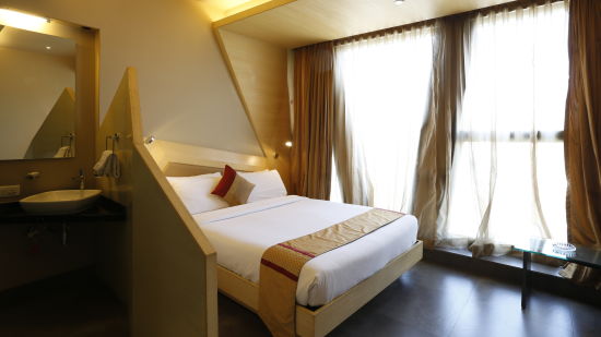 Super Deluxe Rooms in Andheri East Hotels,  Hotel Dragonfly, Andheri East Hotel