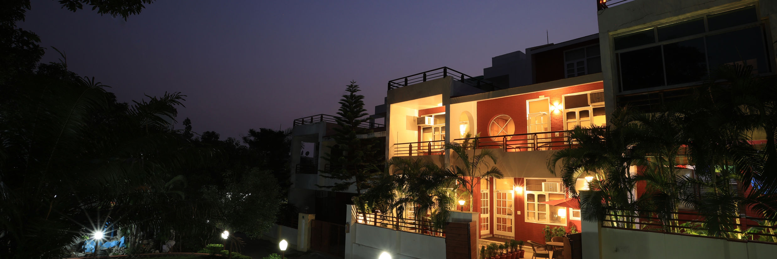 The facade of the hotel 1 - Lamrin Boutique Cottages Rishikesh