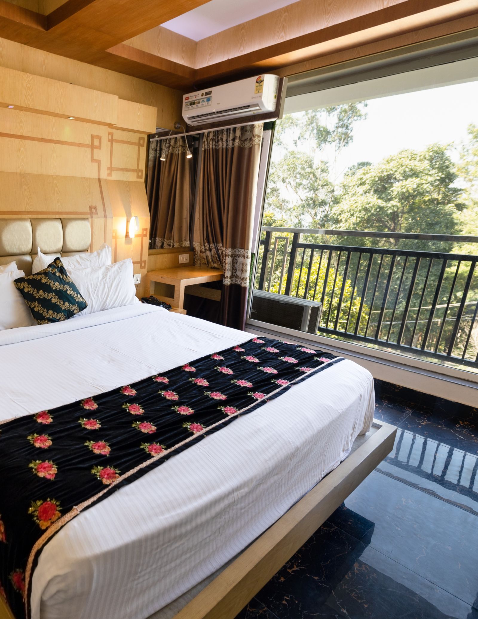 Superior Room at Parakkat Nature Hotel and Resorts Munnar 1