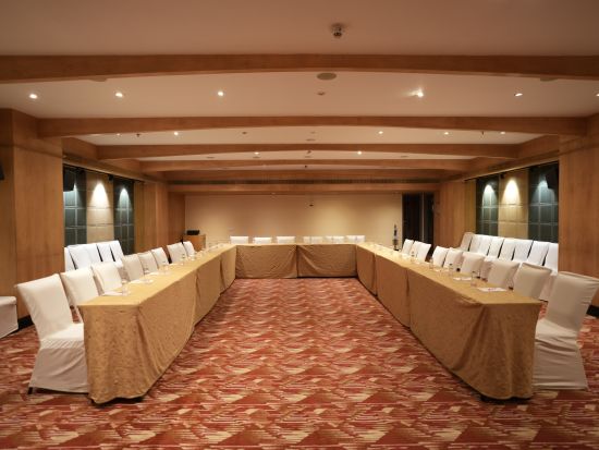 The seating arrangement in our banquet hall Checkers The Beatle Hotel, POwai