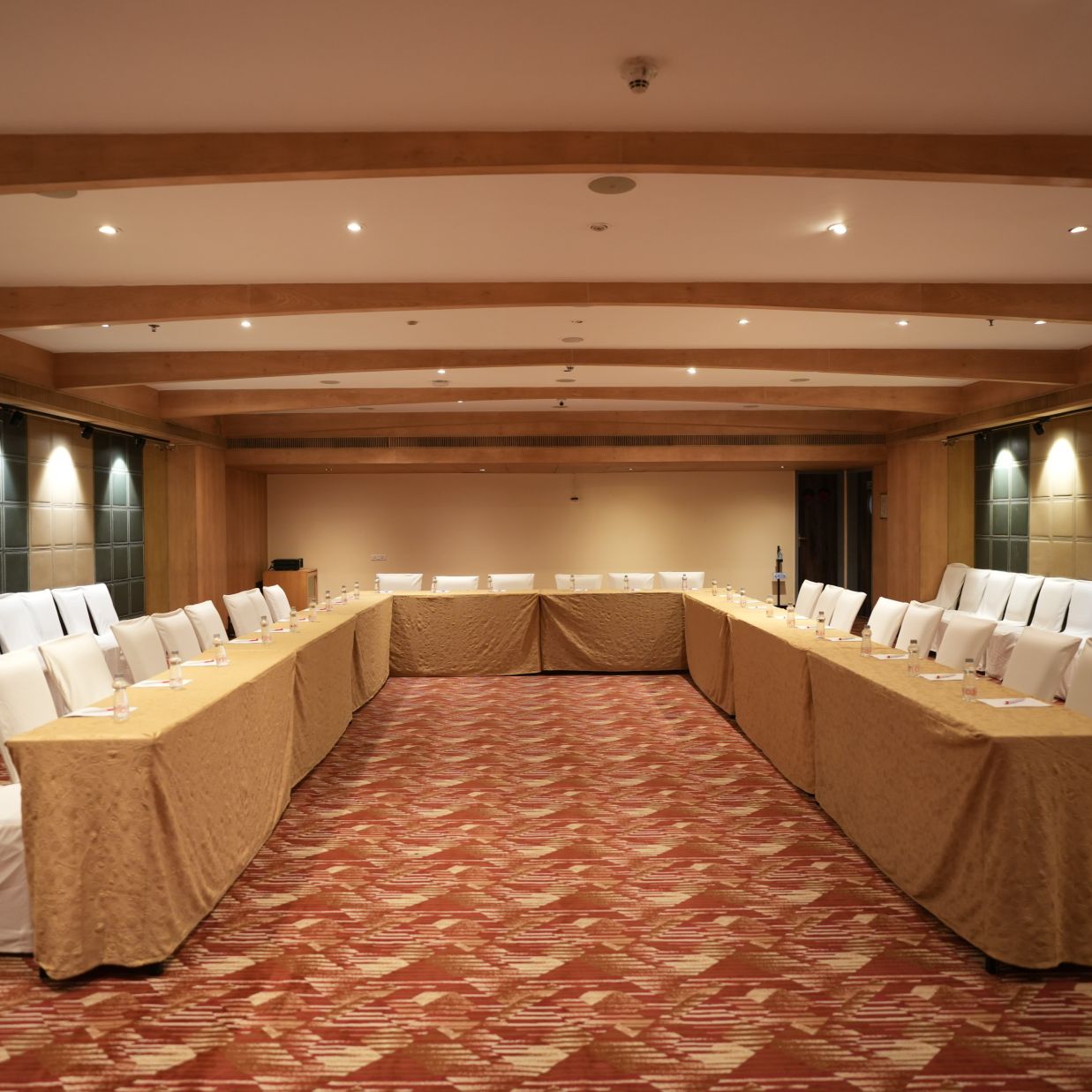 The seating arrangement in our banquet hall Checkers The Beatle Hotel, POwai