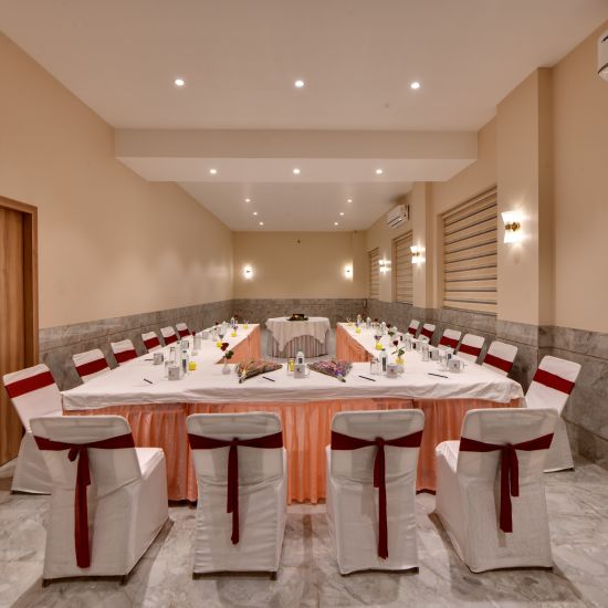 U Shared seating arrangement at the conference hall in Click Hotel Vadodara