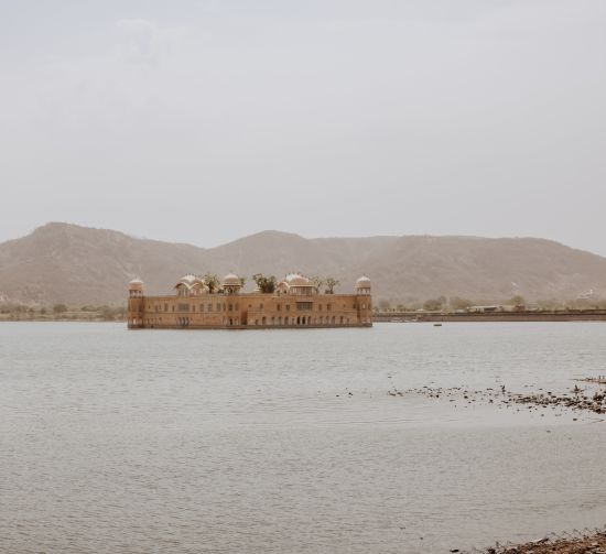 alt-text Jal Mahal in Jaipur