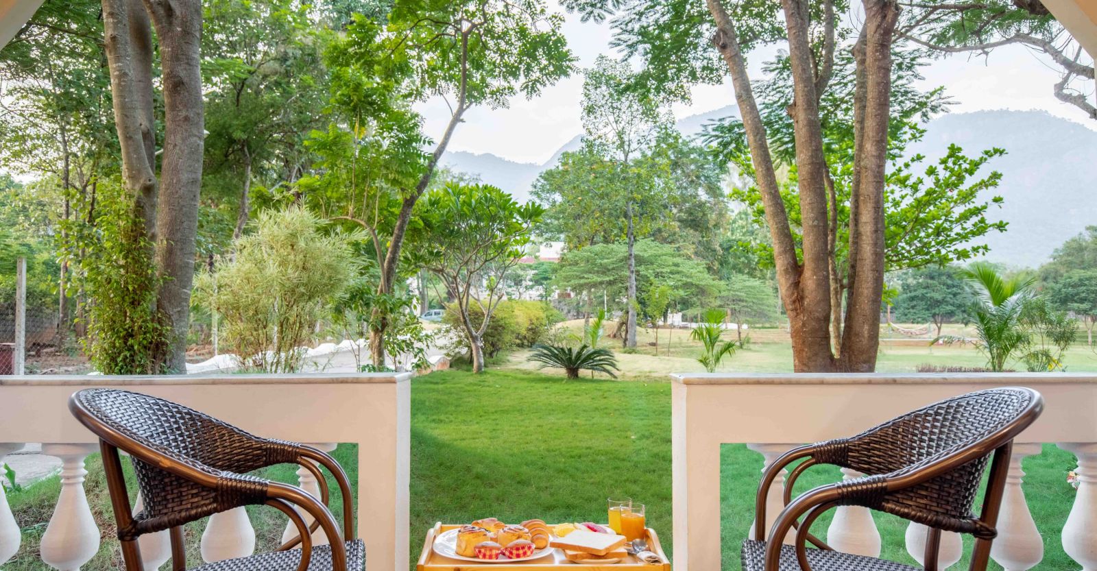 Suite Room Breakfast at Balcony