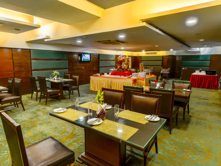 Banjara Cafe with seating arrangements at GIS Select 3