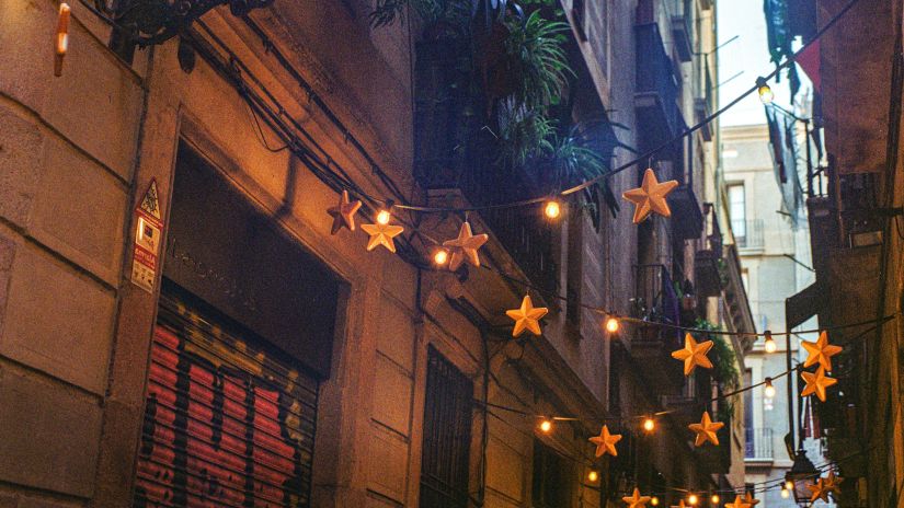 Street decorated with stars at Mall road