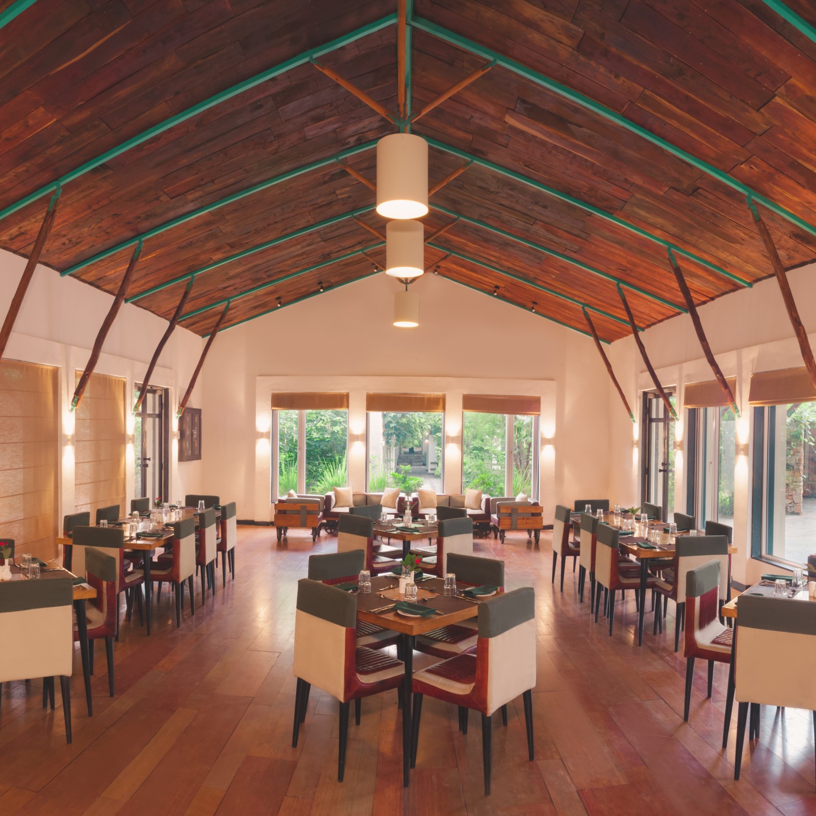 Images of Dining Hall