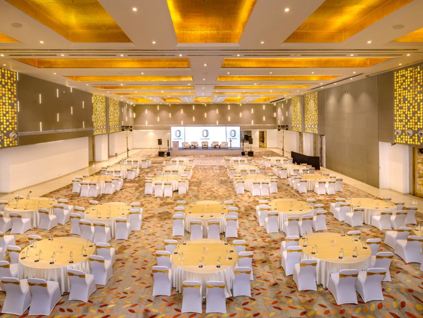 Banquet hall 01