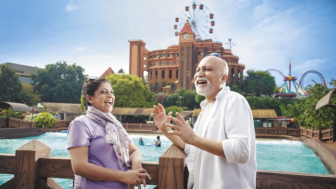 Skywheel-Wavepool-grandparents