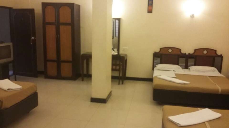 Hotel Suvarna Regency, Hassan Hassan 4 bed ac room at hotel suvarna regency in Hassan