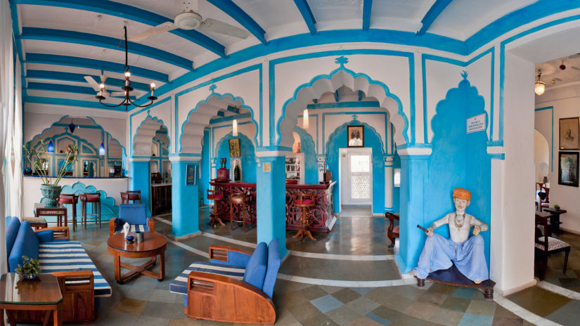 Raj Mahal Bar, Neemrana Fort Palace, restaurants in Rajasthan 