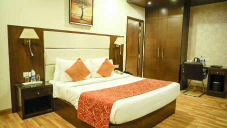 rooms in Gurgaon01