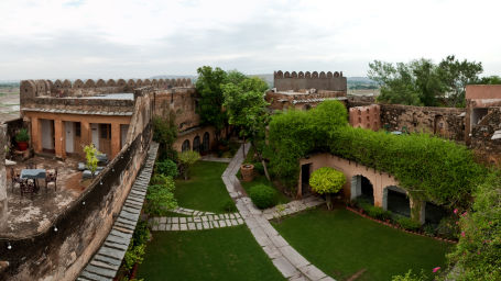 An aerial view of the facade and premises of the resort - Hill Fort-Kesroli 