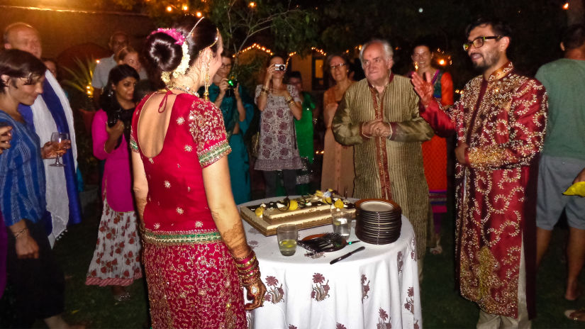 Hill Fort Kesroli 14th Century Alwar - Image of a bride and groom cutting the cake on their wedding day