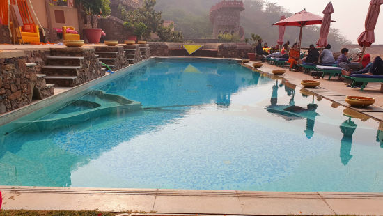 Swimming pool at Fort Palace, Delhi-Jaipur Highway