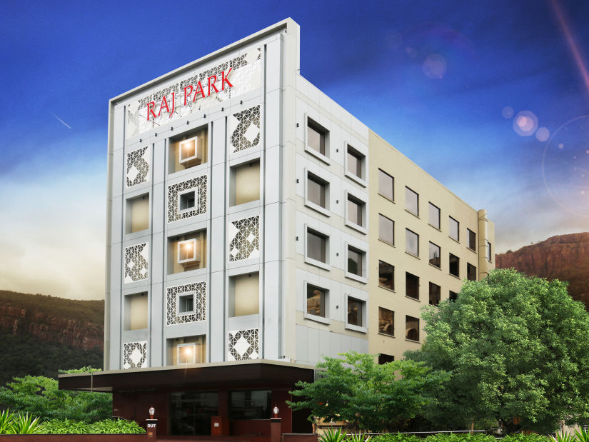 exterior facade of Hotel Raj Park - our Luxury Hotel in Tirupati