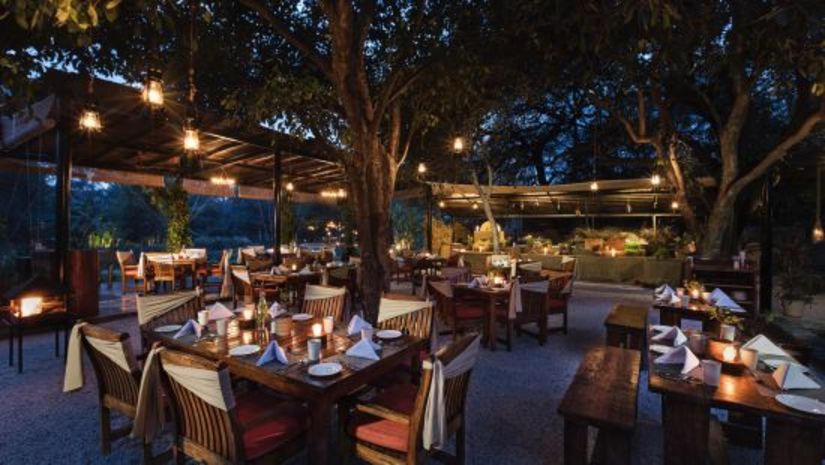 Under The Jamun Tree-Restaurant in Bhopal-Jehan Numa Retreat  Luxury Hotels in Bhopal 9 1