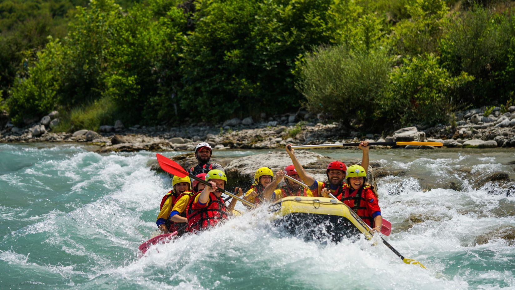 people river rafting at Kundalika river at Kolad