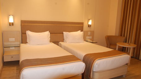 Superior Room at Hotel Sarovar Portico Naraina New Delhi 4